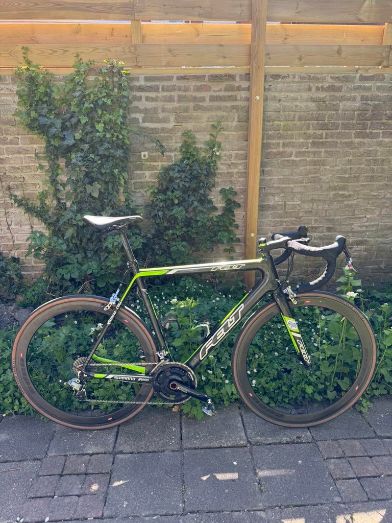 Felt F1 met powermeter, 28 inch, Carbon, Velgrem, Zo goed als nieuw