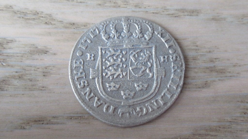 Zilveren munt 1717 Denemarken / bodemvondst, Postzegels en Munten, Munten | Nederland, Vóór koninkrijk, Zilver, Losse munt, Overige waardes
