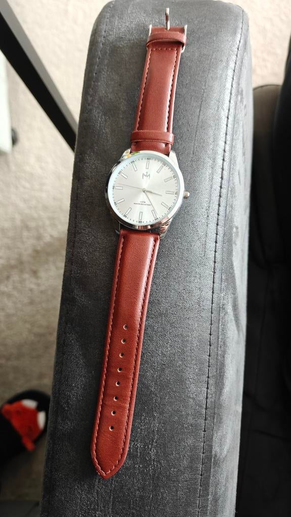 MCM Herenhorloge met Bruine Leren Band, Ophalen of Verzenden