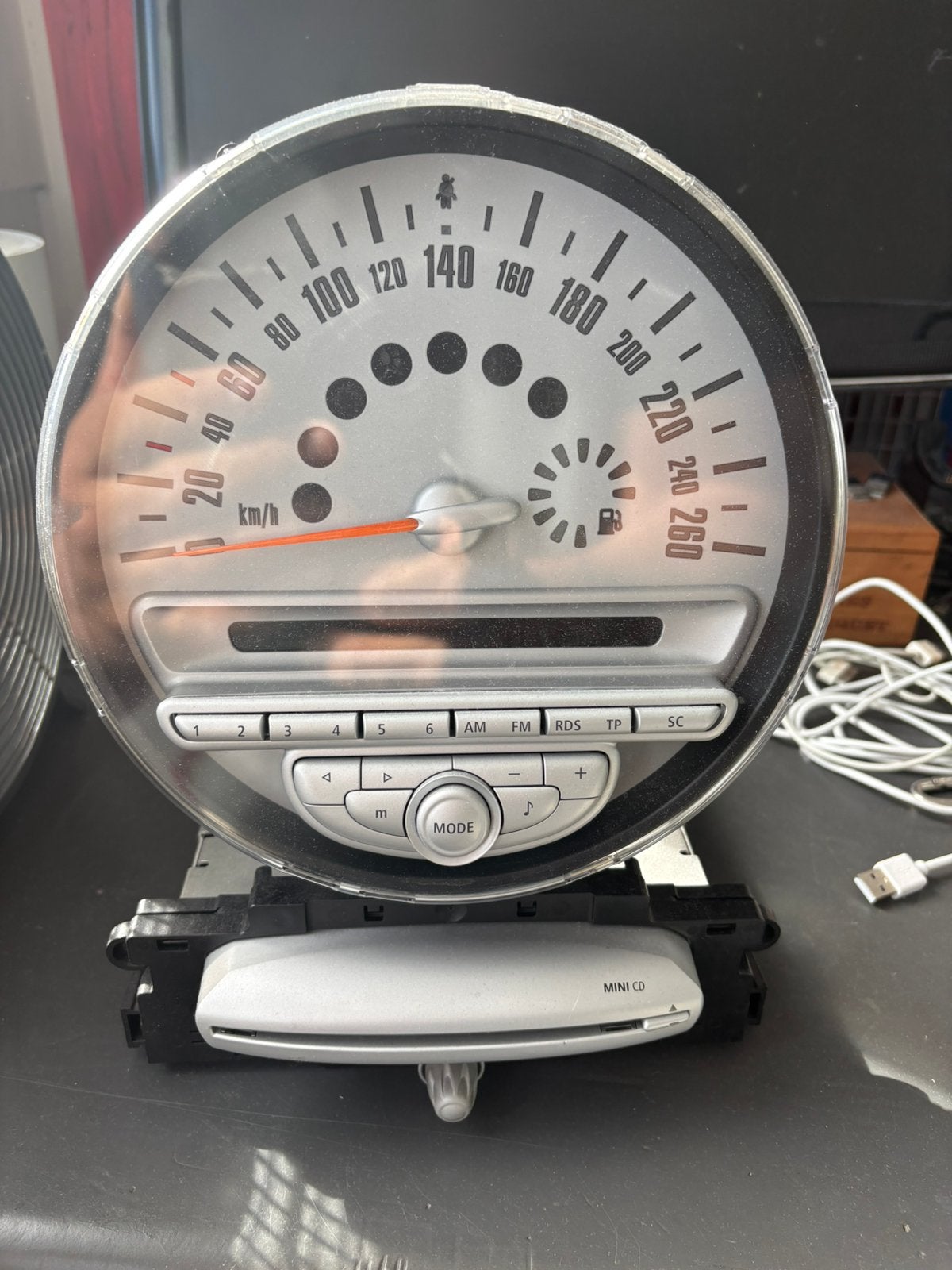 Mini snelheidsmeter en radio, Ophalen, Gebruikt