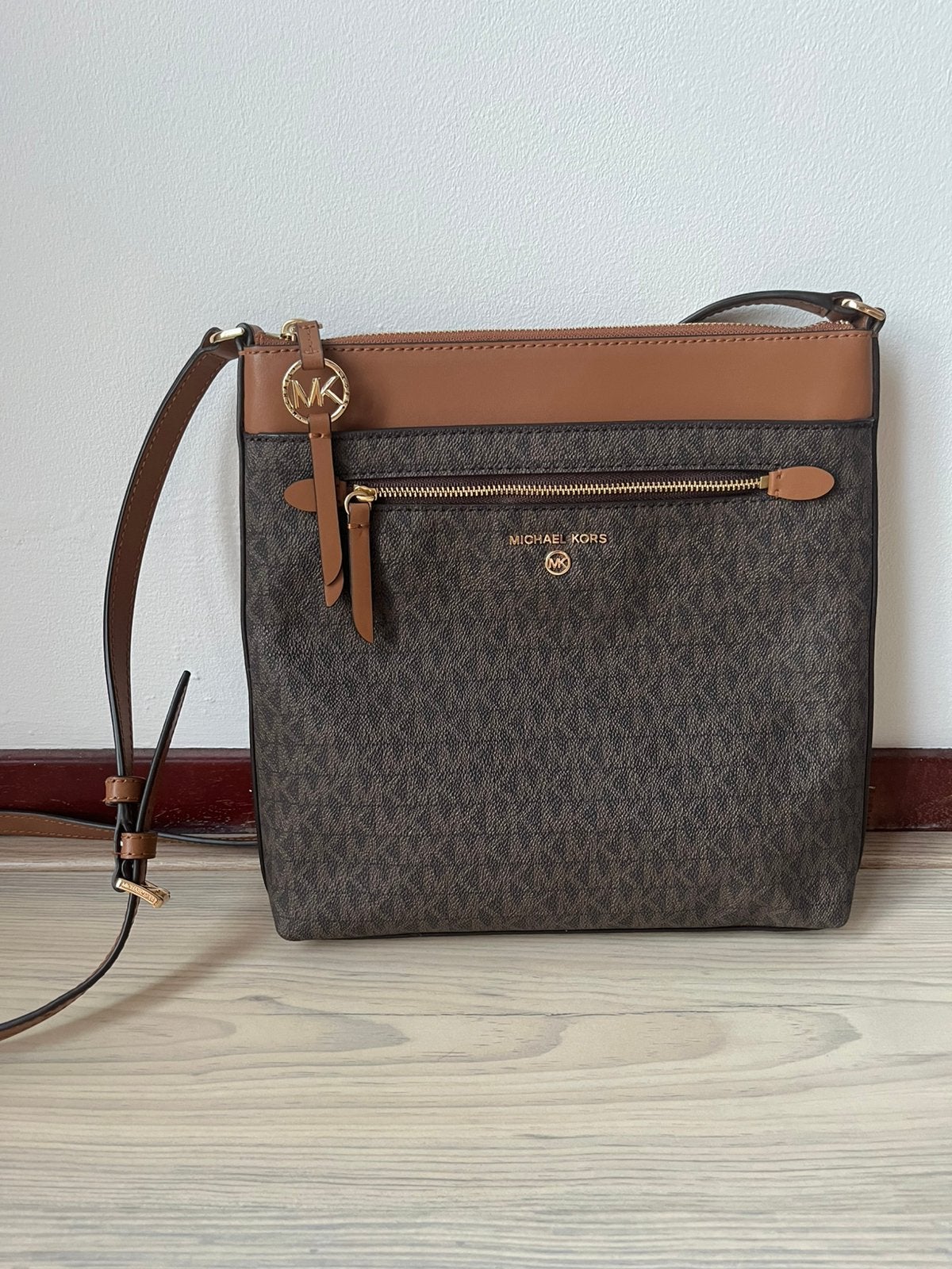 Michael Kors Jet Set Large Logo Crossbody Bag bruin/Acorn, Sieraden, Tassen en Uiterlijk, Ophalen of Verzenden, Zo goed als nieuw