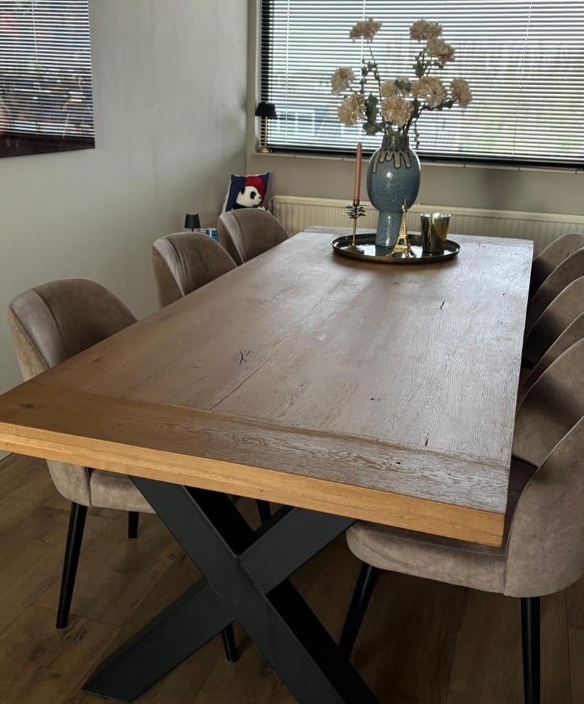 Te koop: Mango eettafel., Ophalen, Rond, 200 cm of meer, 50 tot 100 cm