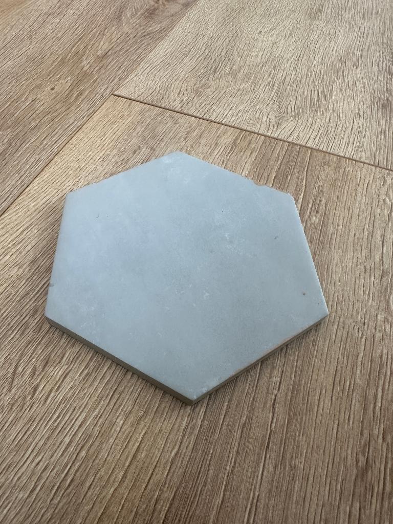 Porcelanosa Keramische Hexagon Muurtegels - 30 stuks / 0.5m2, Doe-het-zelf en Verbouw, Tegels, Ophalen, Nieuw, Minder dan 20 cm