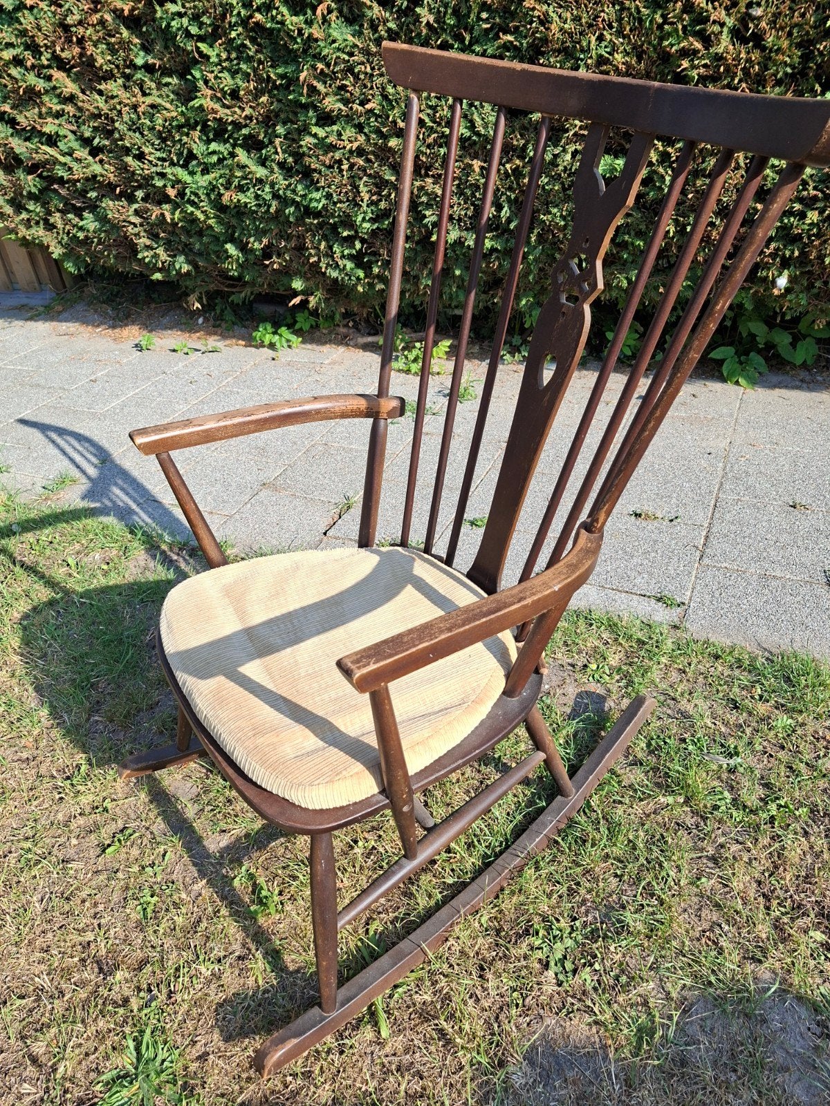 SCHOMMELSTOEL, MET KUSSEN, € 80,-, Ophalen, Bruin, Eén