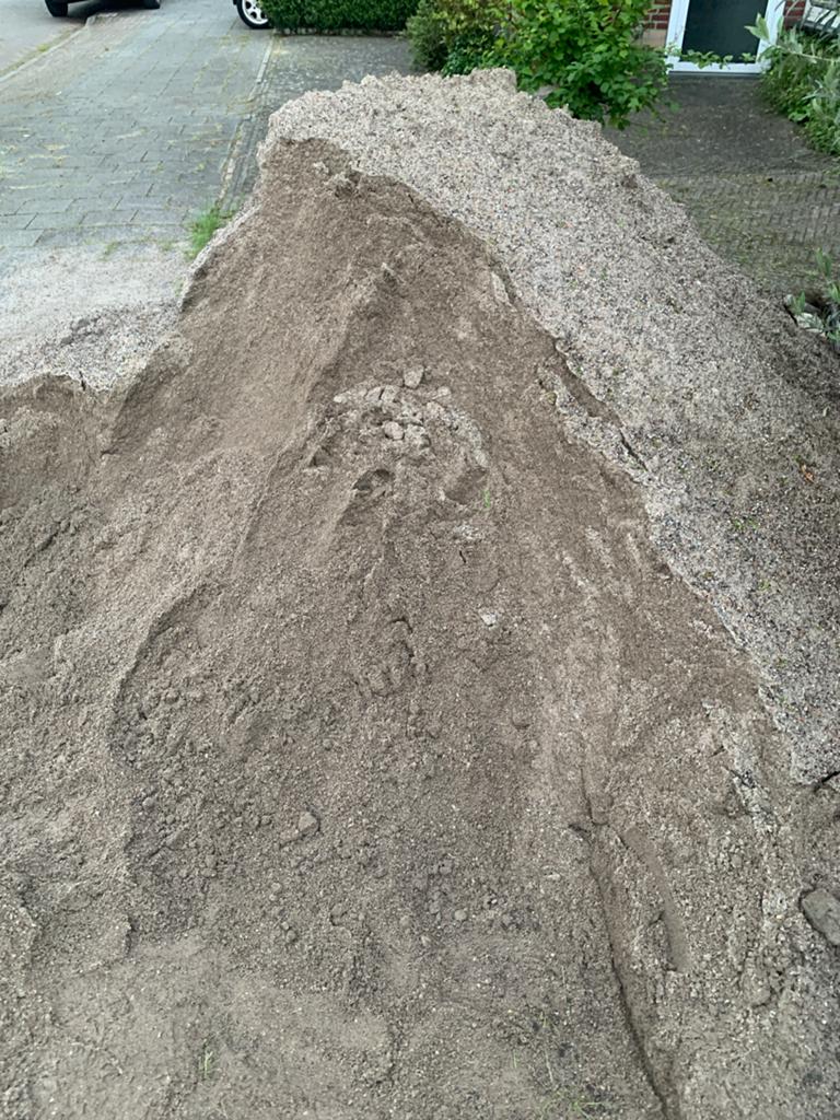 Gratis Zand /brekerzand, Tuin en Terras, Zand, Ophalen, Gebruikt, Ophoogzand
