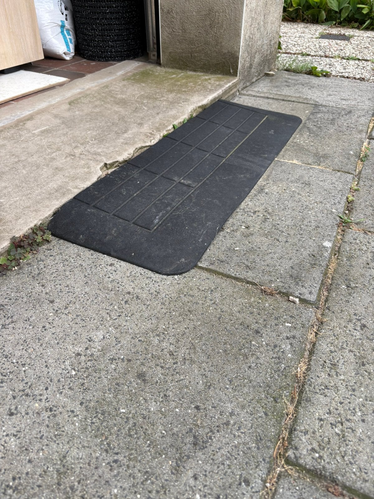 Drempelhulp 4 cm hoog 30 cm diep en 90 breed, Ophalen of Verzenden, Rubber