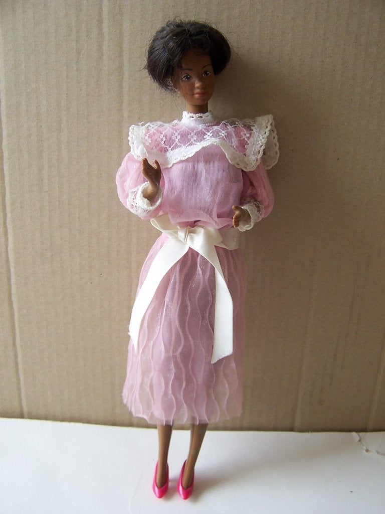 Oude Barbie, Ophalen of Verzenden, Gebruikt, Pop