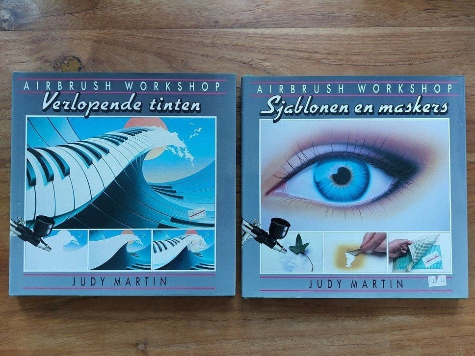 Airbrush Boek & Airbrush Workshop (2 boeken), Ophalen of Verzenden, Zo goed als nieuw, Techniek, Gaade's / Judy Martin