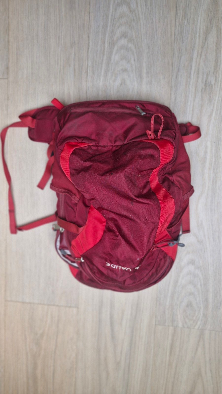 Vaude rugzak rood, Gebruikt, 25 tot 40 cm, Ophalen of Verzenden, Trekking