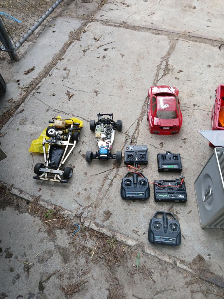 RC Auto's en onderdelen - Nitro en Elektro, Hobby en Vrije tijd, Modelbouw | Radiografisch | Auto's, Benzine, Gebruikt, Auto offroad