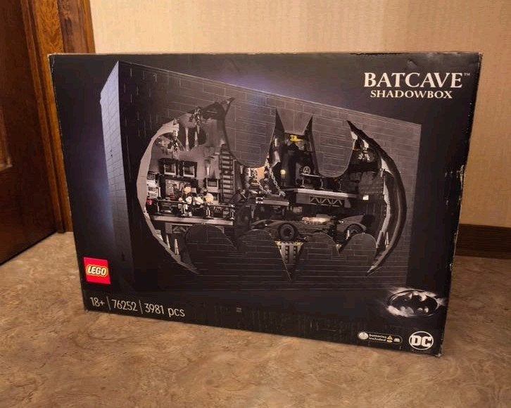 Lego 76252 Batcave Shadowbox NIEUW, Overige thema's, Nieuw, Ophalen of Verzenden, Complete set