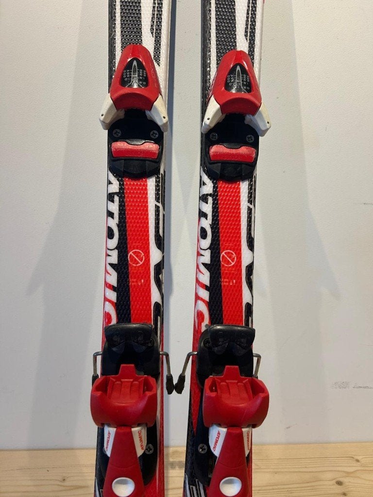 Atomic Race 7 Kinder carveski's lengte 110 Gebruikt, Sport en Fitness, Info@atomic.com, Gebruikt, 100 tot 140 cm, Ophalen of Verzenden