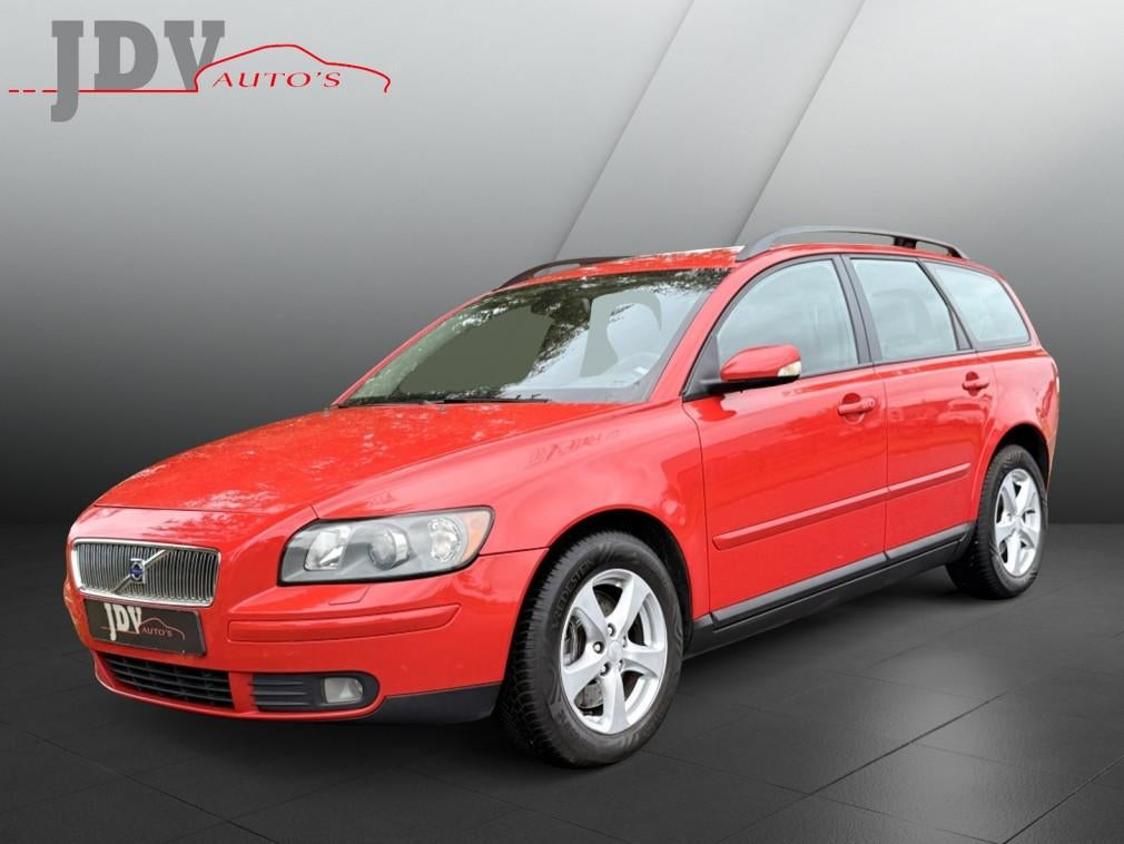 Volvo V50 2.5 T5 AWD Momentum vanaf €63.- p/m trekhaak air, Gebruikt, 700 kg, 2521 cc, 10 km/l