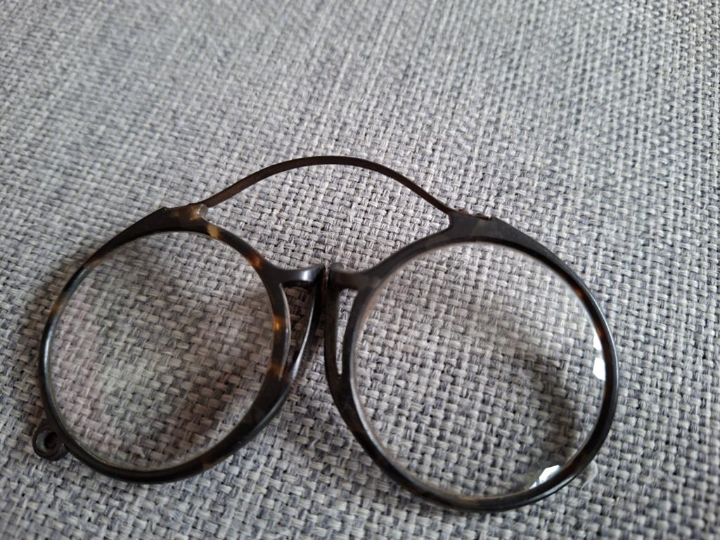 Antieke Pince-nez leesbril met schildpadpatroon, Antiek en Kunst, Ophalen of Verzenden