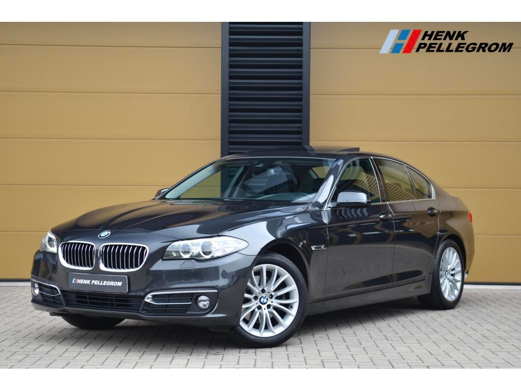 BMW 5 Serie 520i Luxury Edition * Comfortstoelen * Schuifdak, Auto's, BMW, Automaat, Achterwielaandrijving, Gebruikt, 4 cilinders