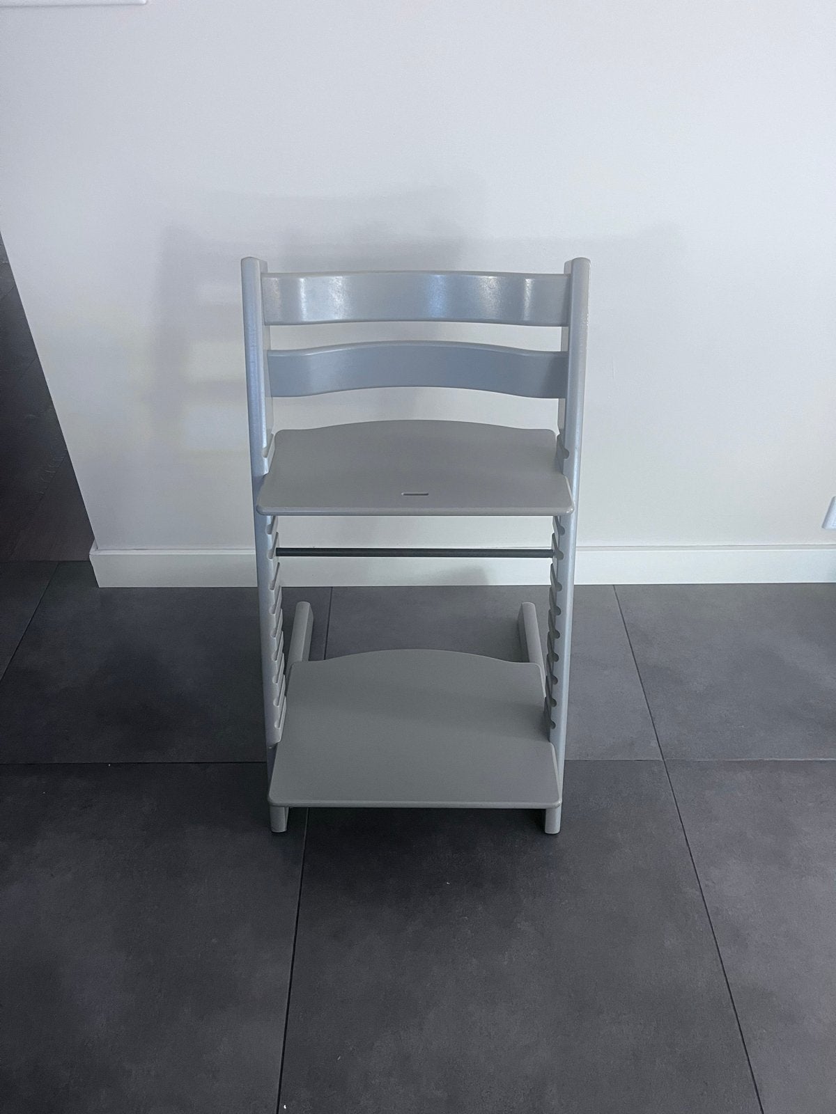 Mooie grijze Stokke Tripp Trapp stoel, Ophalen, Gebruikt, Meegroeistoel, Aanschuifbaar