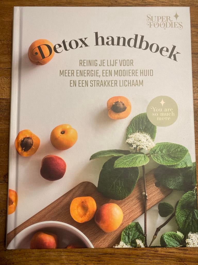 Superfoodies Detox handboek, Boeken, Gezondheid, Dieet en Voeding, Ophalen of Verzenden, Zo goed als nieuw, Dieet en Voeding