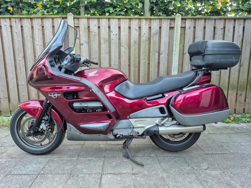 Honda Pan European ST1100 uit 1996 - Comfortabele Toermotor, Motoren, Motoren | Honda, Particulier, Toermotor