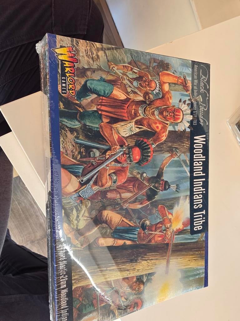 Warlord Games Black Powder Woodland Indians Tribe, Ophalen of Verzenden, Nieuw, Historisch, Figuurtje(s)