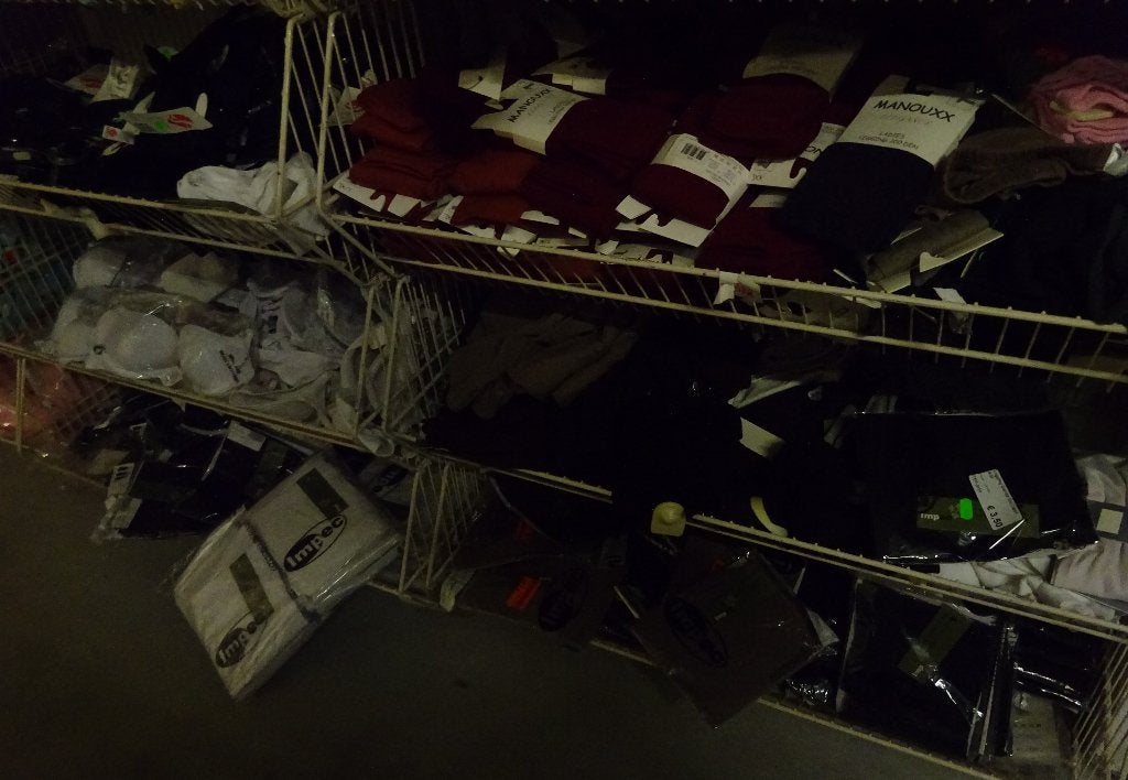 NIEUW Partij van 750 stuks kwaliteit legging in korte, in ¾, Ophalen of Verzenden, Nieuw, Maat 46/48 (XL) of groter