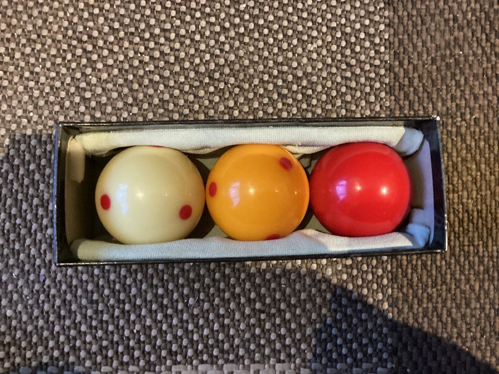 Biljart ballen, Ophalen, Zo goed als nieuw, Keu of Ballen