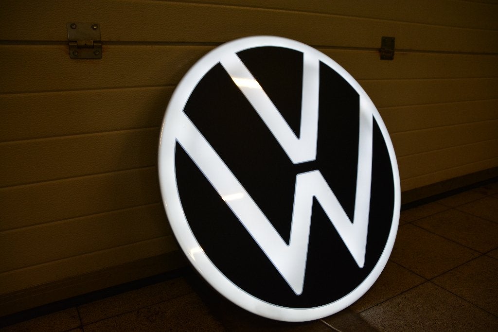 VW Volkswagen nieuwste lichtreclame lichtbak led zeldzaam!, Verzamelen, Ophalen of Verzenden, Zo goed als nieuw, Lichtbak of (neon) lamp