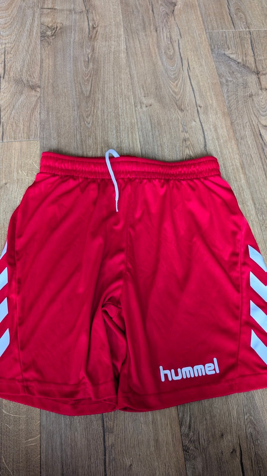 te koop rode hummel shirt/korte broek, Ophalen of Verzenden, Hummel, Jongen