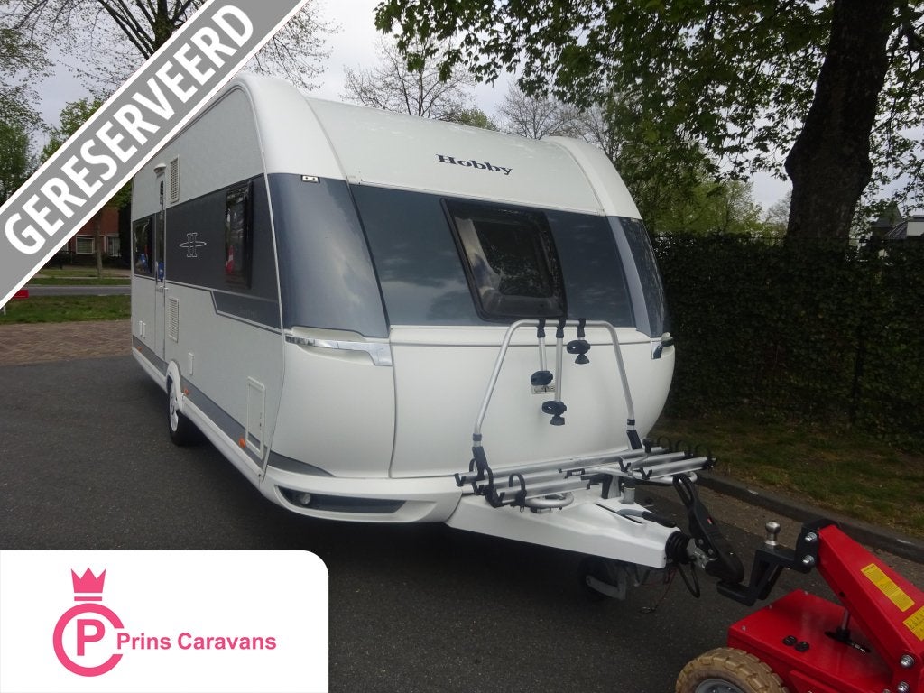 Hobby Excellent 560 Met Mover, Caravans en Kamperen, Caravans, Bedrijf, tot en met 4, 1250 - 1500 kg, Rondzit, Hobby, Frans bed