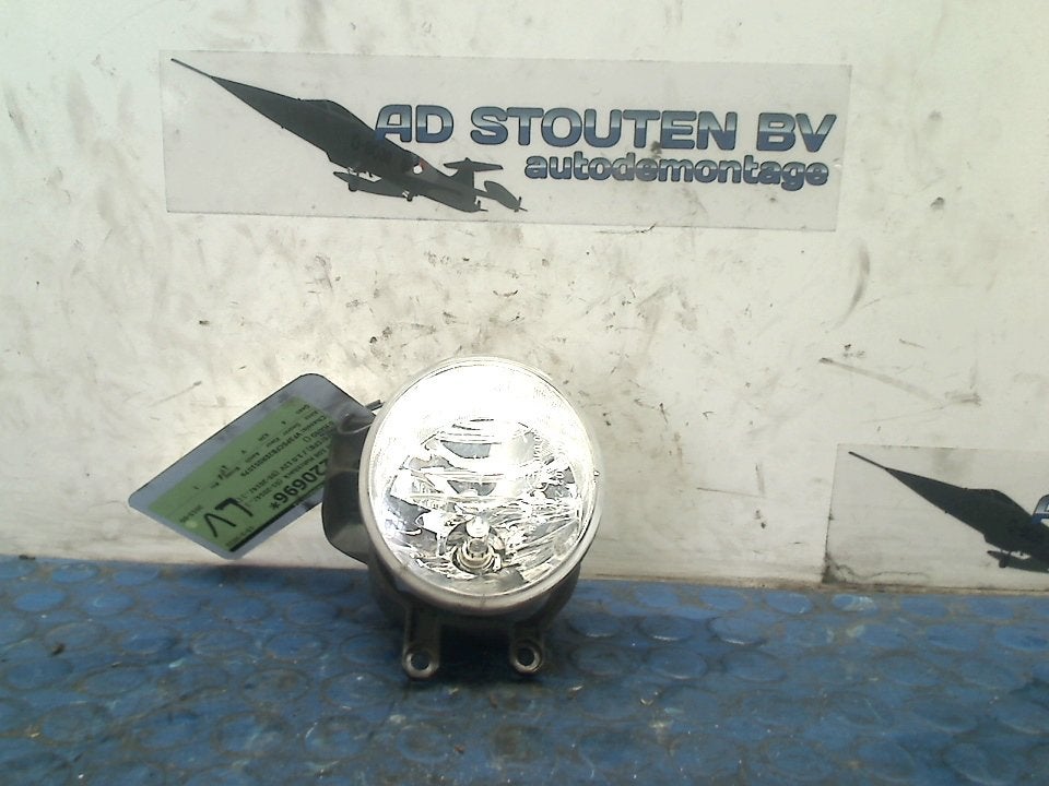Mistlamp Links Voor Peugeot 108 (2014-05/..) b000978180, Kontakt-peugeot@peugeot.com, Gebruikt, Peugeot Deutschland GmbH, Bahnhofsplatz, Rüsselsheim 65423, , Duitsland