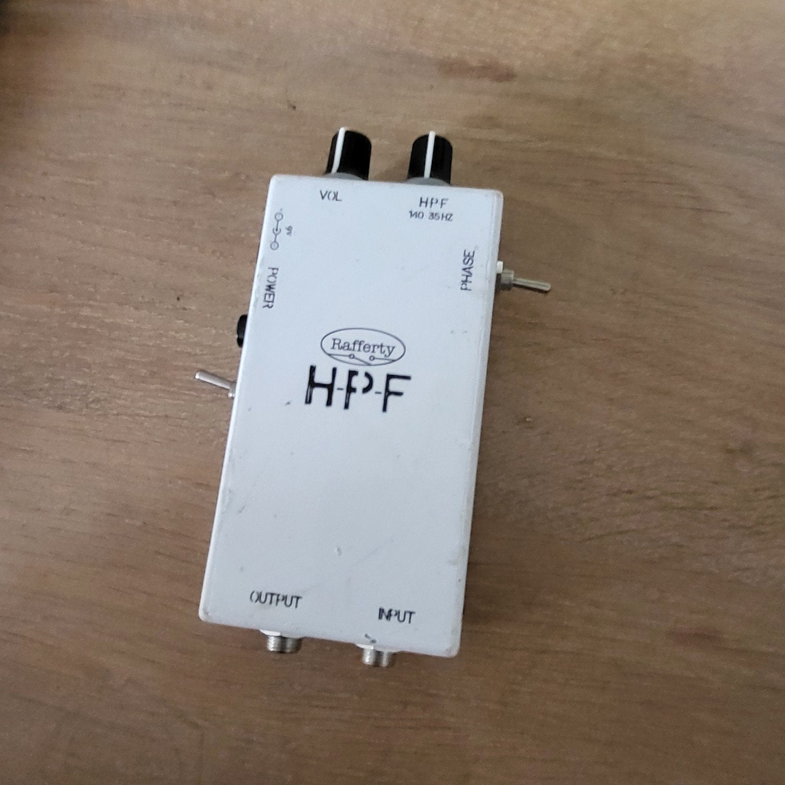 Rafferty preamp met HPF filter en phase switch, Muziek en Instrumenten, Effecten, Ophalen of Verzenden, Gebruikt