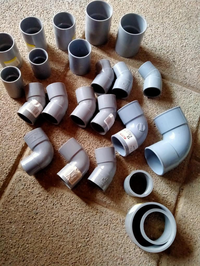 Te koop hulpstukken voor afvoer, Doe-het-zelf en Verbouw, Buizen en Afvoer, Afvoer, Pvc, Ophalen of Verzenden, Minder dan 2 meter