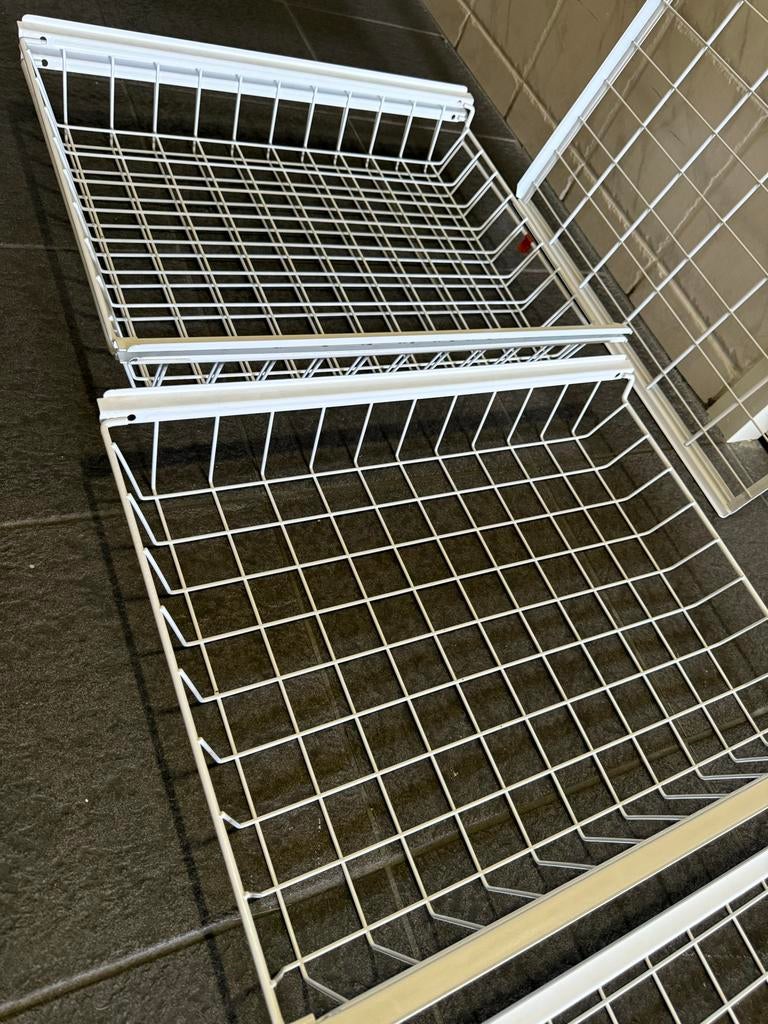 10 stuks Uittrekbare draadmanden voor kast of kledingkast, Ophalen of Verzenden, Gebruikt