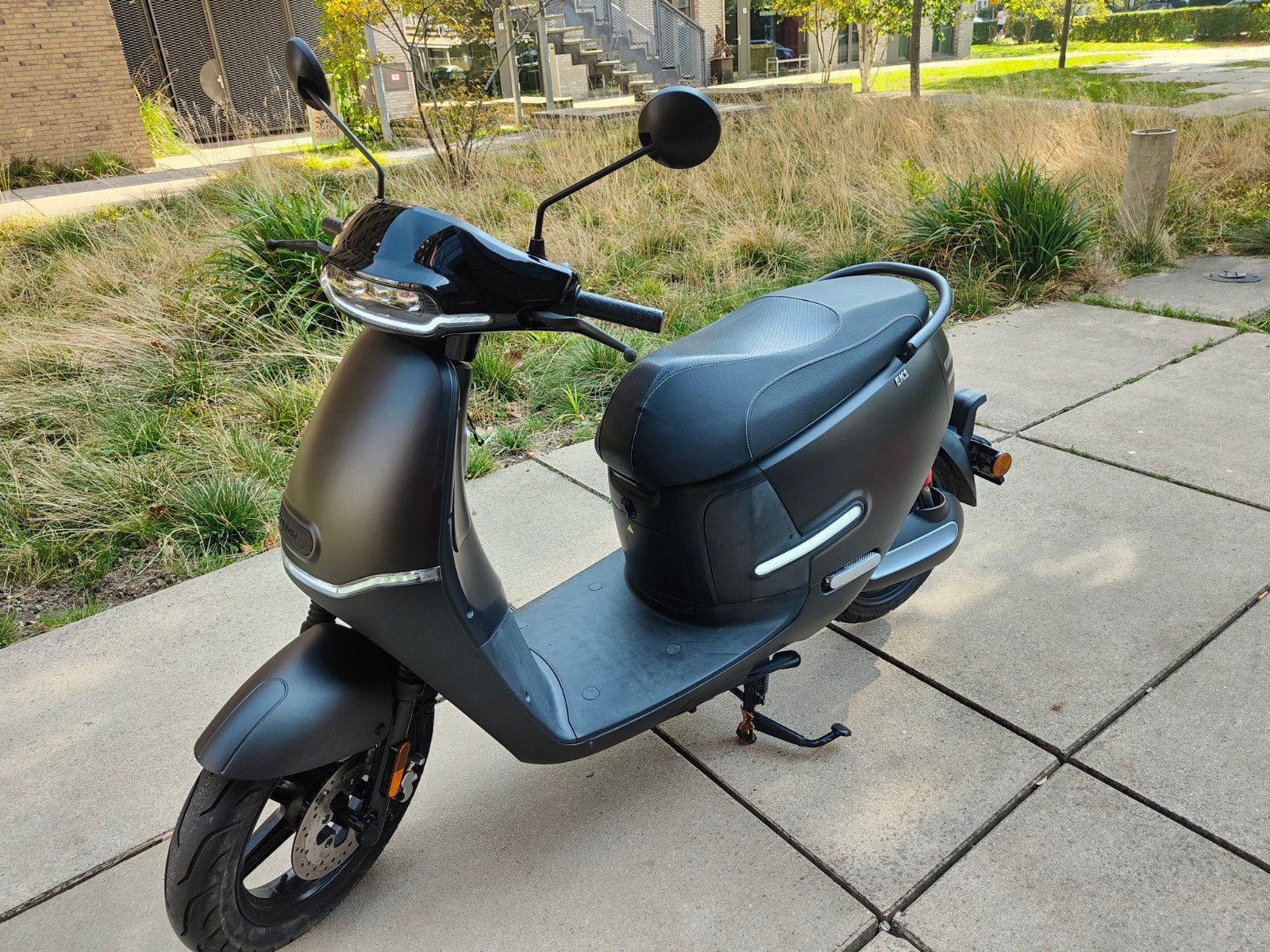 Elektrische scooter Horwin EK1 Mat Zwart 3355Km, Ophalen, Elektrisch, Zo goed als nieuw, Horwin EK1