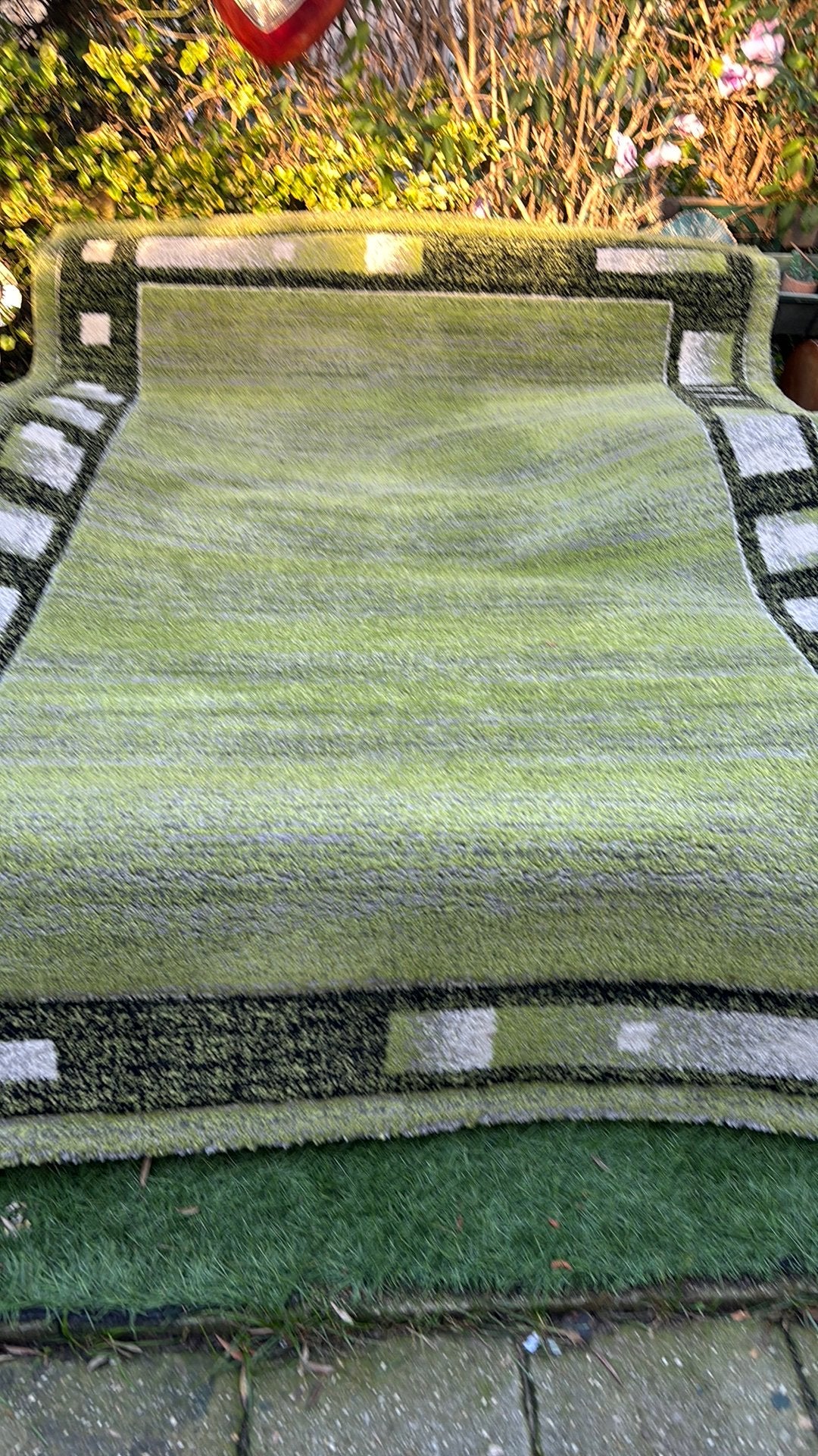 Stevige mat meerkleurig groen, Ophalen, Zo goed als nieuw, 200 cm of meer, Lengte kleed
