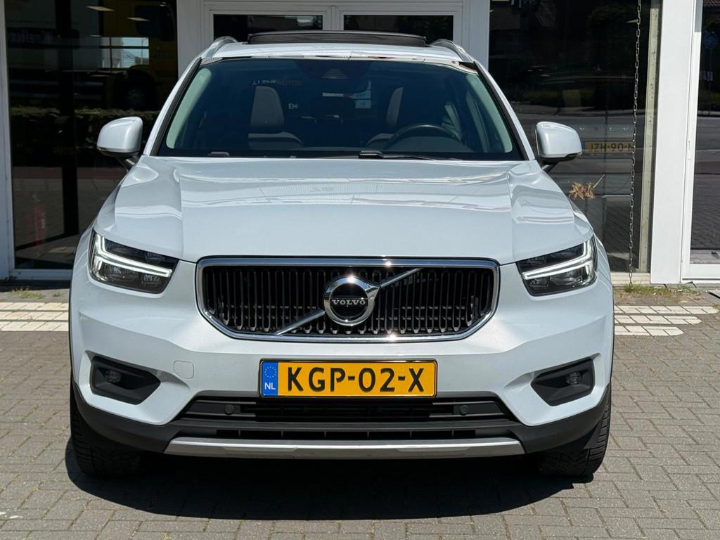 Volvo XC40 1.5 T2 Momentum Pro | Panoramadak, Gebruikt, 129 pk, Bedrijf, SUV of Terreinwagen