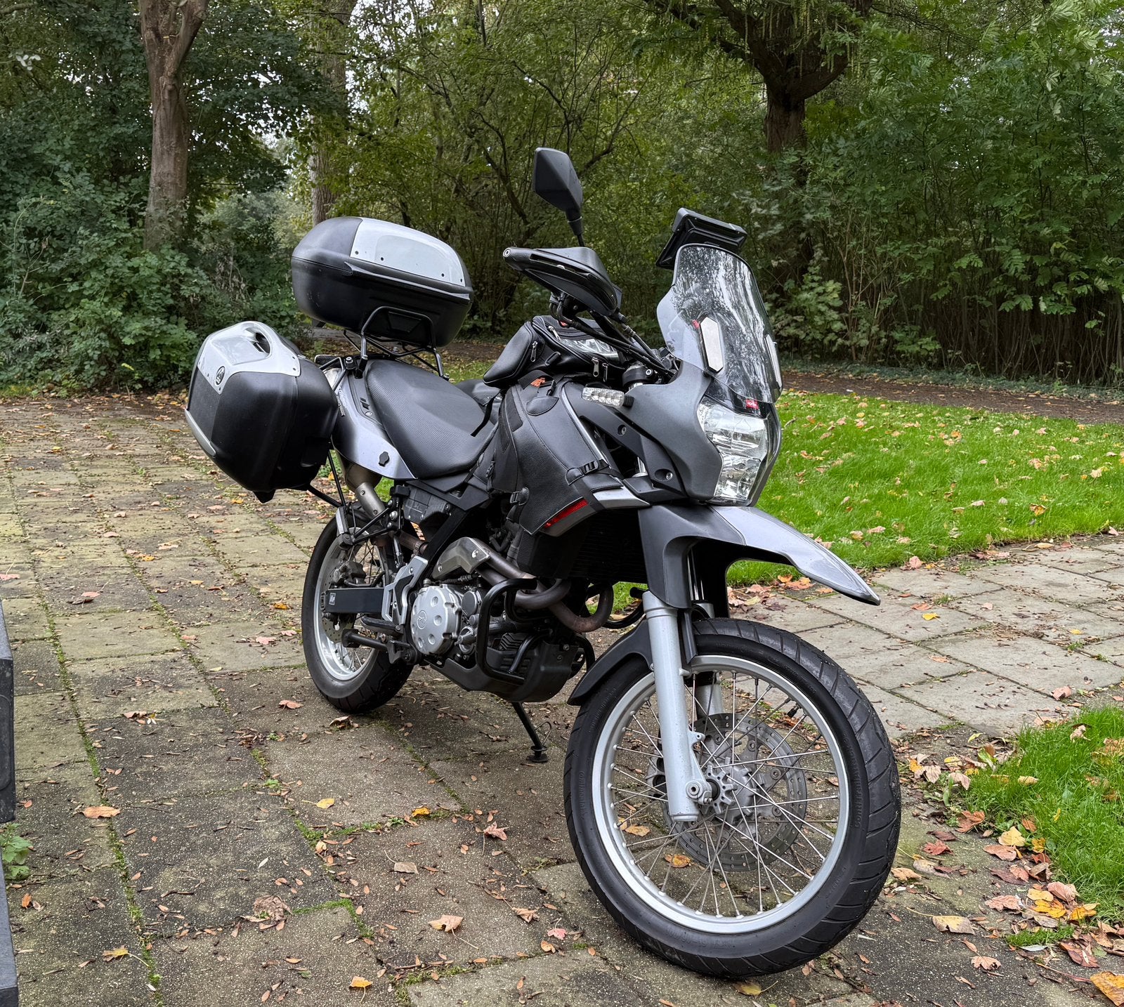 Aprilia Pegaso 650 Trail 05’ Adventure Motor + Kofferset, Particulier, Toermotor, Minimaal motorrijbewijs A2, 12 t/m 35 kW