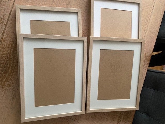 4 IKEA foto lijsten maat 32,5 x 42,5 cm hout, Audio, Tv en Foto, Fotografie | Fotolijsten, Ophalen of Verzenden, Nieuw, Bruin