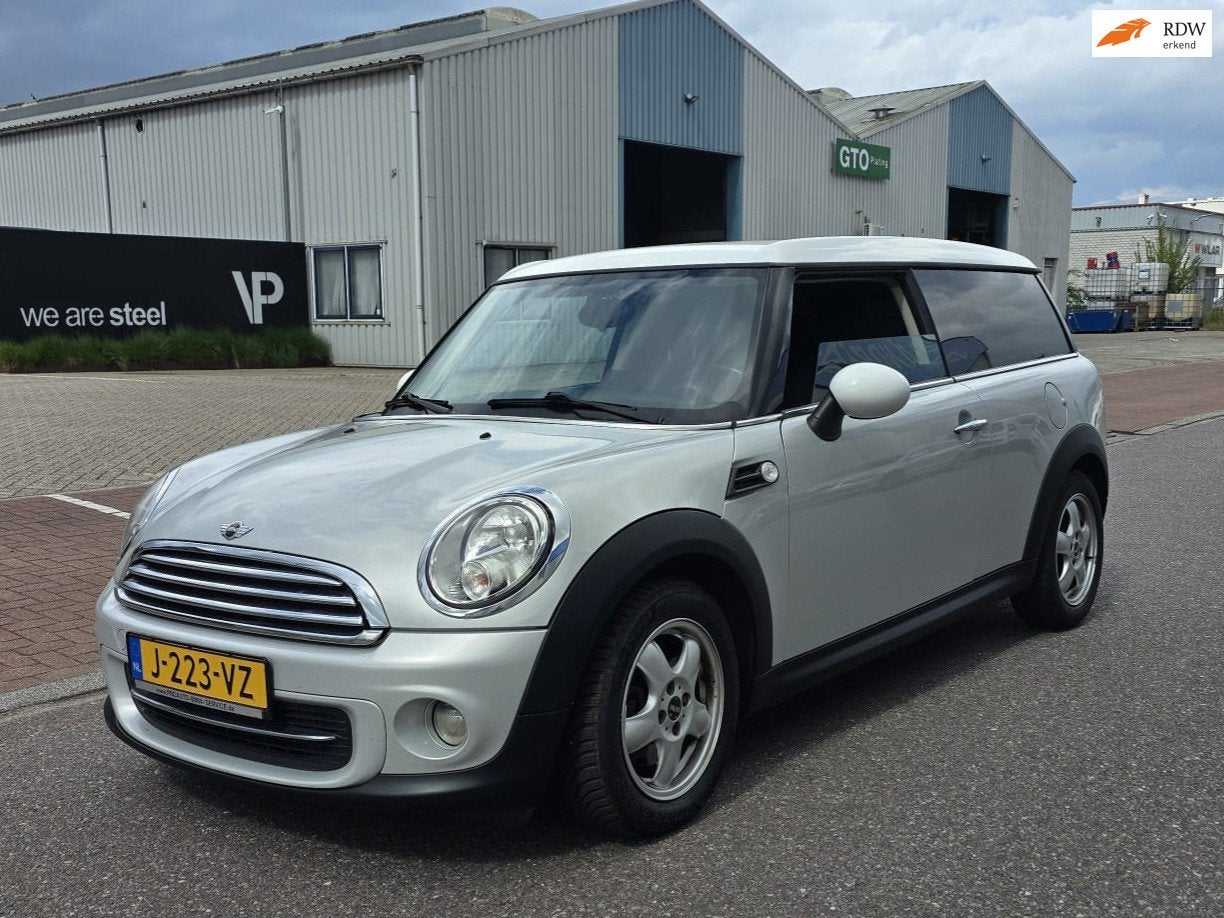 Mini Clubman 1.6 Cooper Business Line PSENSOR CRUISE 2 X SLE, Voorwielaandrijving, Euro 5, 4 cilinders, 4 stoelen