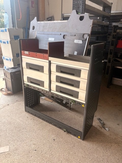 BOTT (1190) L103 B43 H111 €449, Auto diversen, Auto-accessoires, Ophalen, Zo goed als nieuw, Info@laaiin.nl, Laaiin