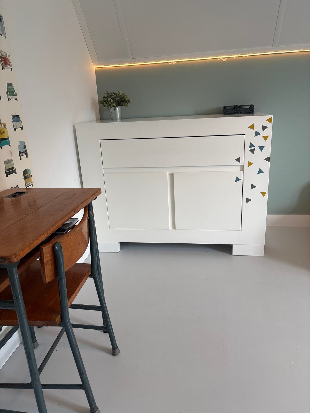 Stevige witte commode/dressoir van Baby-Dump, Ophalen, Gebruikt, 50 tot 70 cm, 100 cm of meer