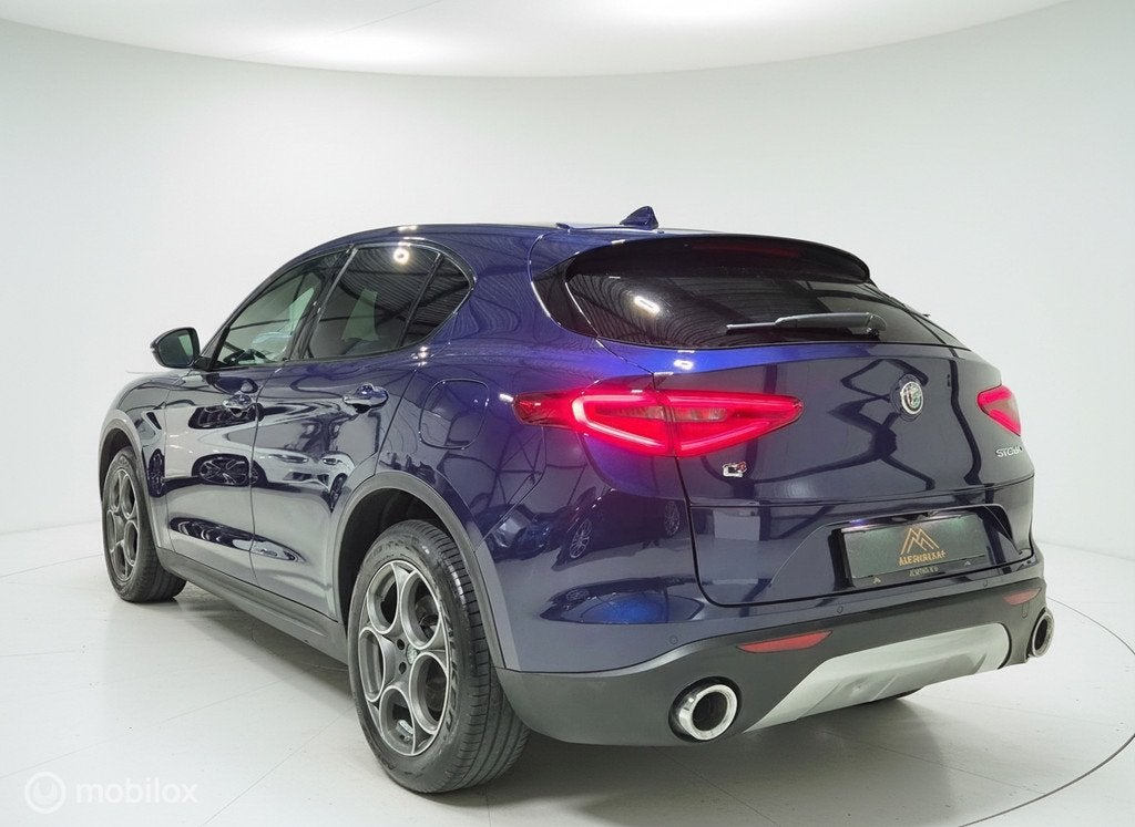 Alfa Romeo Stelvio 2.0 T 280PK Q4 AWD Super Veloce Pack|Keyl, Auto's, Alfa Romeo, Automaat, Zwart, 4 cilinders, Blauw