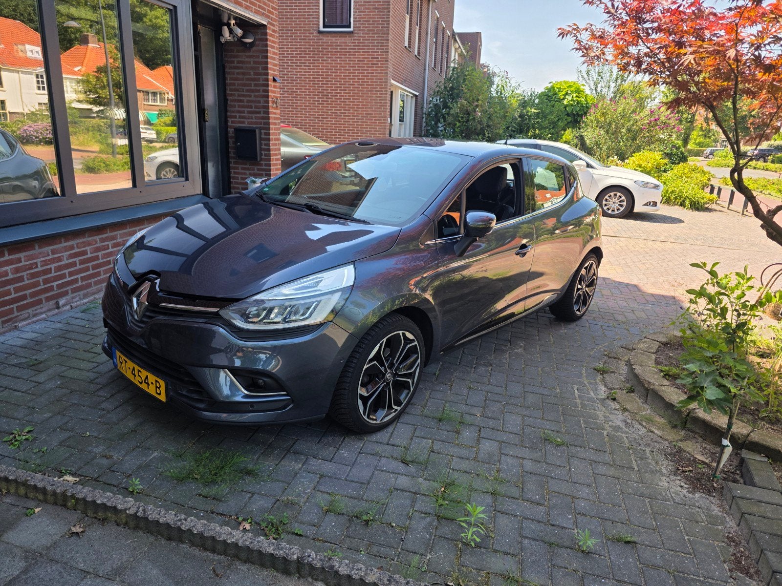 Renault Clio 1.2 TCe 120 PK - 5 deurs - 2018, Voorwielaandrijving, 4 cilinders, Leder en Stof, Handgeschakeld