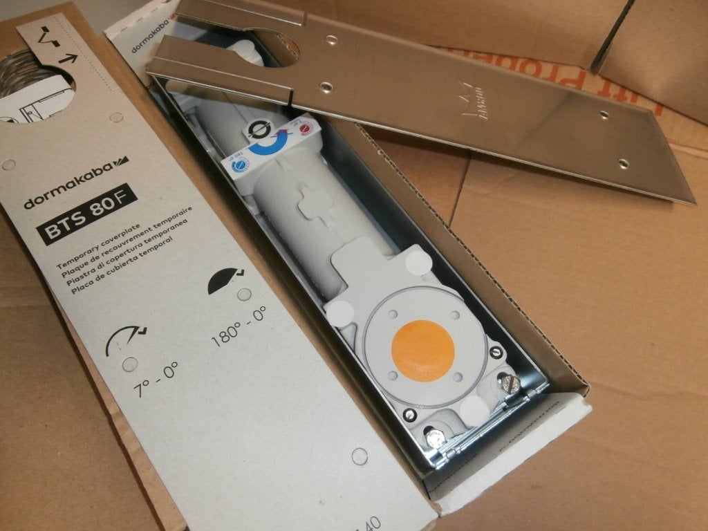 Dorma vloerveer - Nieuw, Ophalen of Verzenden, Nieuw, Chroom, Slot