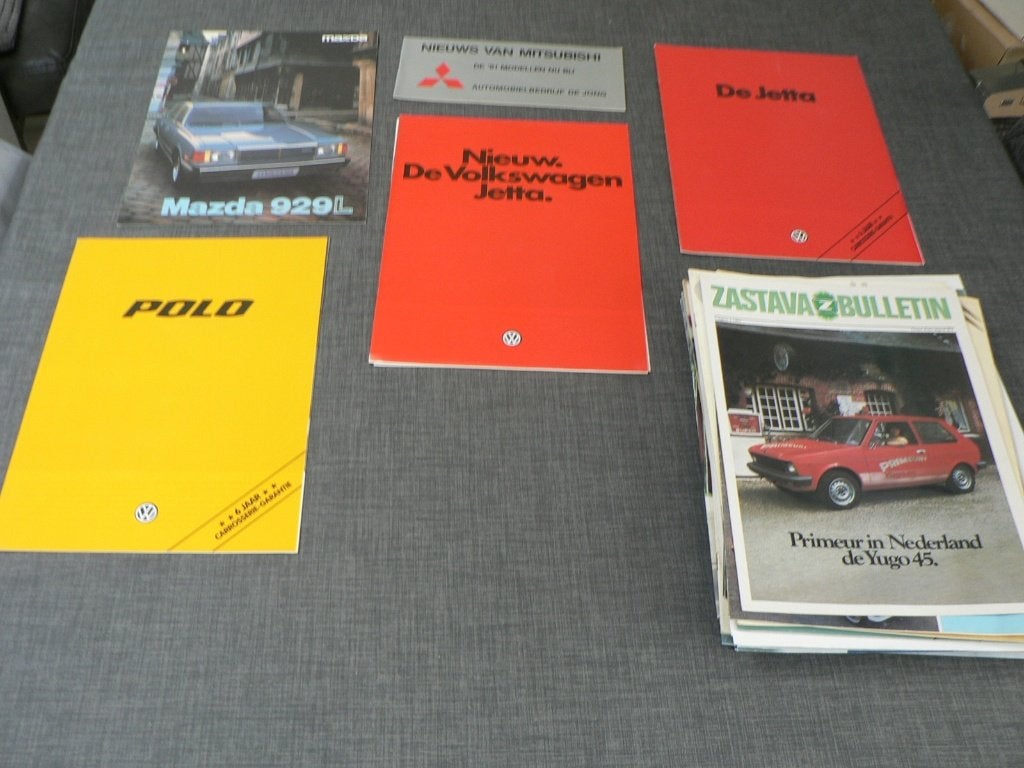 diverse autofolders volkswagen,mzada,volvo,mitsubishi,citroe, Ophalen of Verzenden, Gelezen, Algemeen