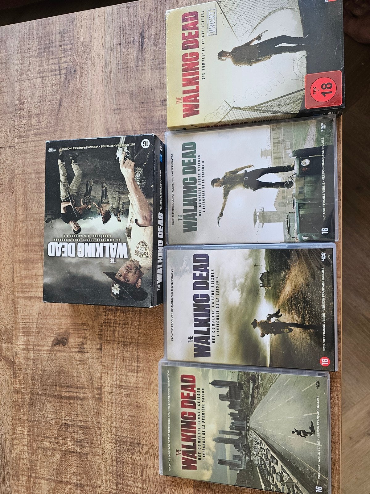 The Walking Dead Seizoenen 1-4 DVD Boxset, Vanaf 16 jaar, Nederlands, Seizoen 1, Ophalen