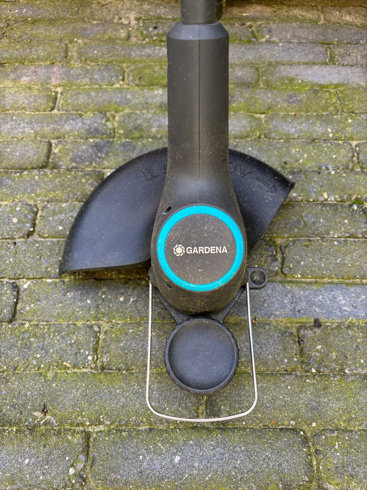 Gardena EasyCut 23/18V P4A Accu Grastrimmer, Ophalen, Cirkelmaaier, Gebruikt, Minder dan 30 cm