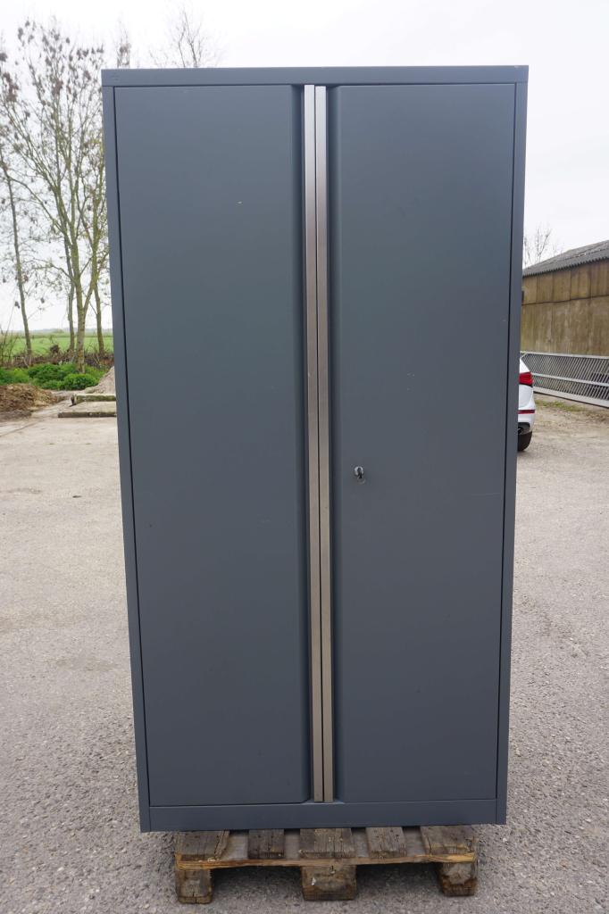 Draaideurkast archiefkast klapdeurkast kantoorkast, Niet ingevuld, Gebruikt, Niet ingevuld, Met slot