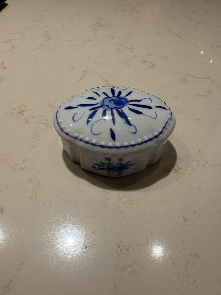 Delfts blauw stijl sieradendoosje - Made in China, Antiek en Kunst, Antiek | Porselein, Ophalen of Verzenden