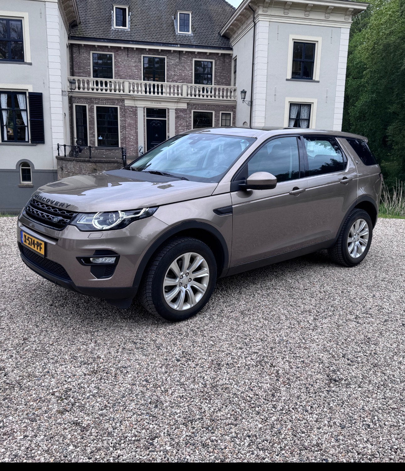 Land Rover Discovery Sport 2.2 SI4 4WD Aut9 2015 Full option, 1733 kg, Zwart, 2000 kg, Discovery Sport