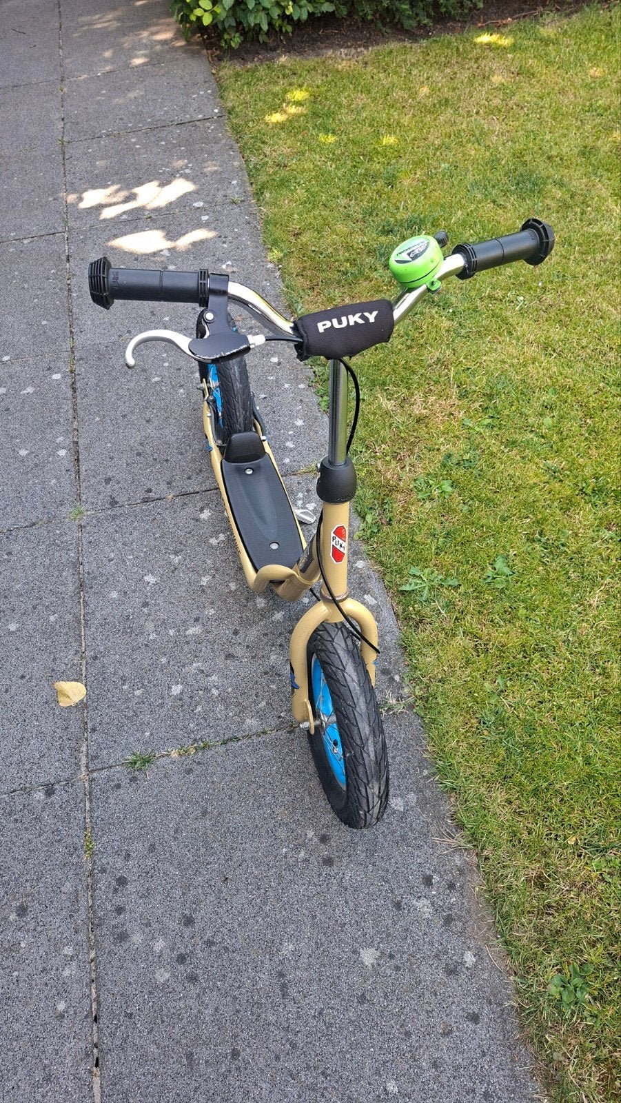 Puky step goud/blauw - Zo goed als nieuw, Fietsen en Brommers, Ophalen of Verzenden, Zo goed als nieuw, Gewone step, Puky